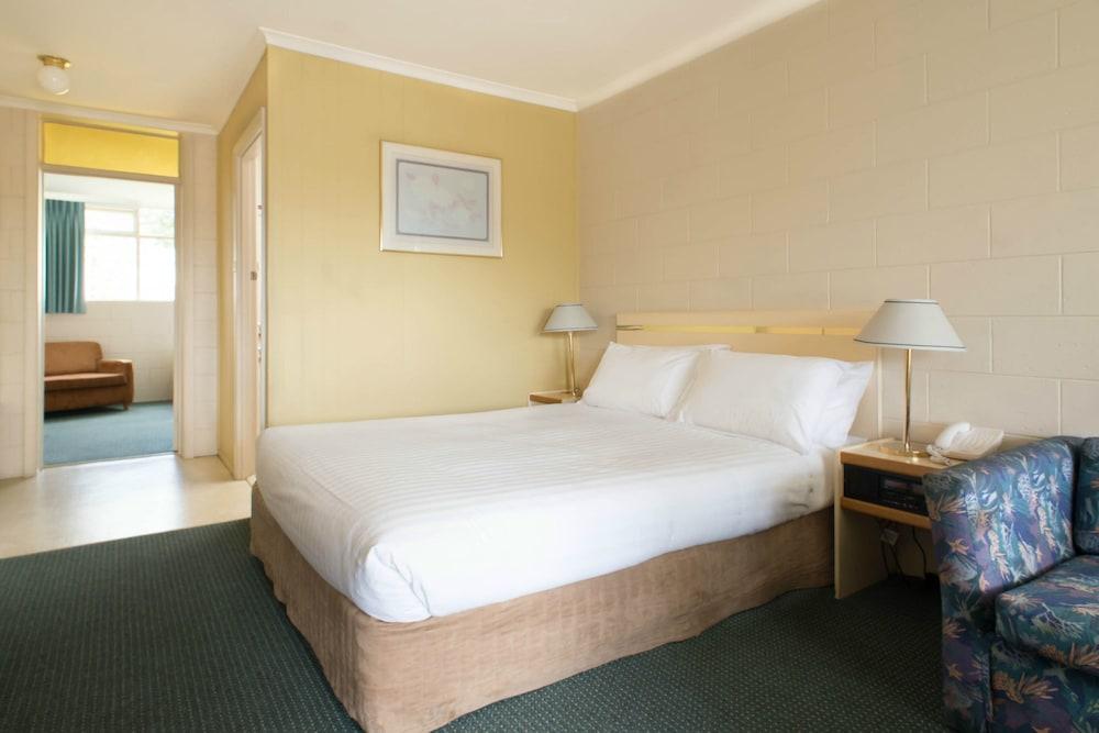 Comfort Inn ديفونبورت المظهر الخارجي الصورة