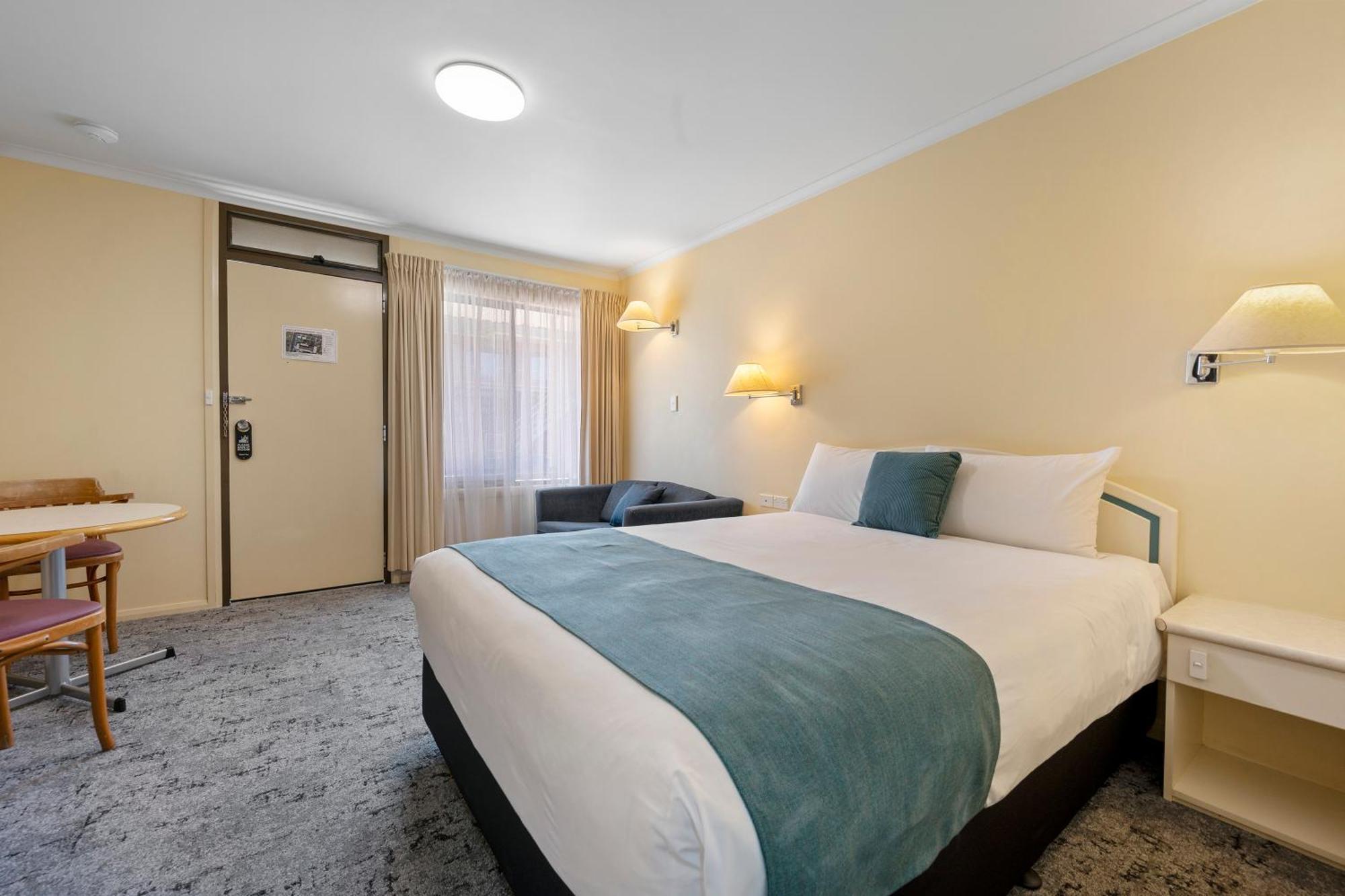 Comfort Inn ديفونبورت المظهر الخارجي الصورة